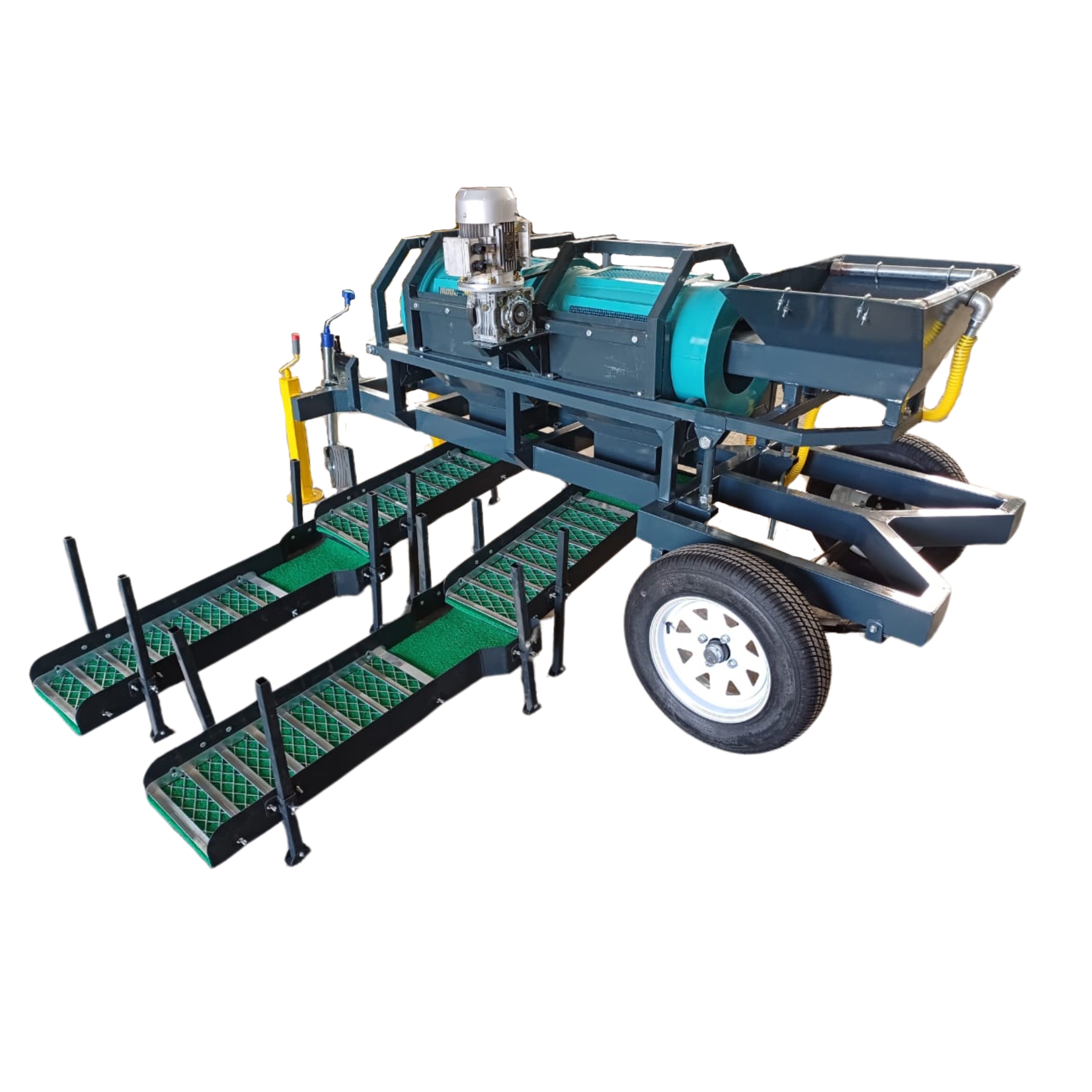 Mobile small scale gold mining trommel washplant built on single axis trailer